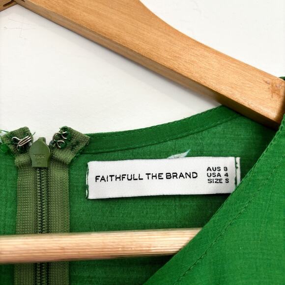 Faithfull The Brand Emilia Green Floral Midi Dress - Picture 8 of 9